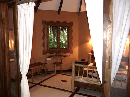 Korrigan Lodge Cahuita Exteriör bild